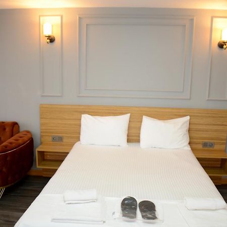 Waves Hotel Provincia di Provincia di Istanbul Esterno foto